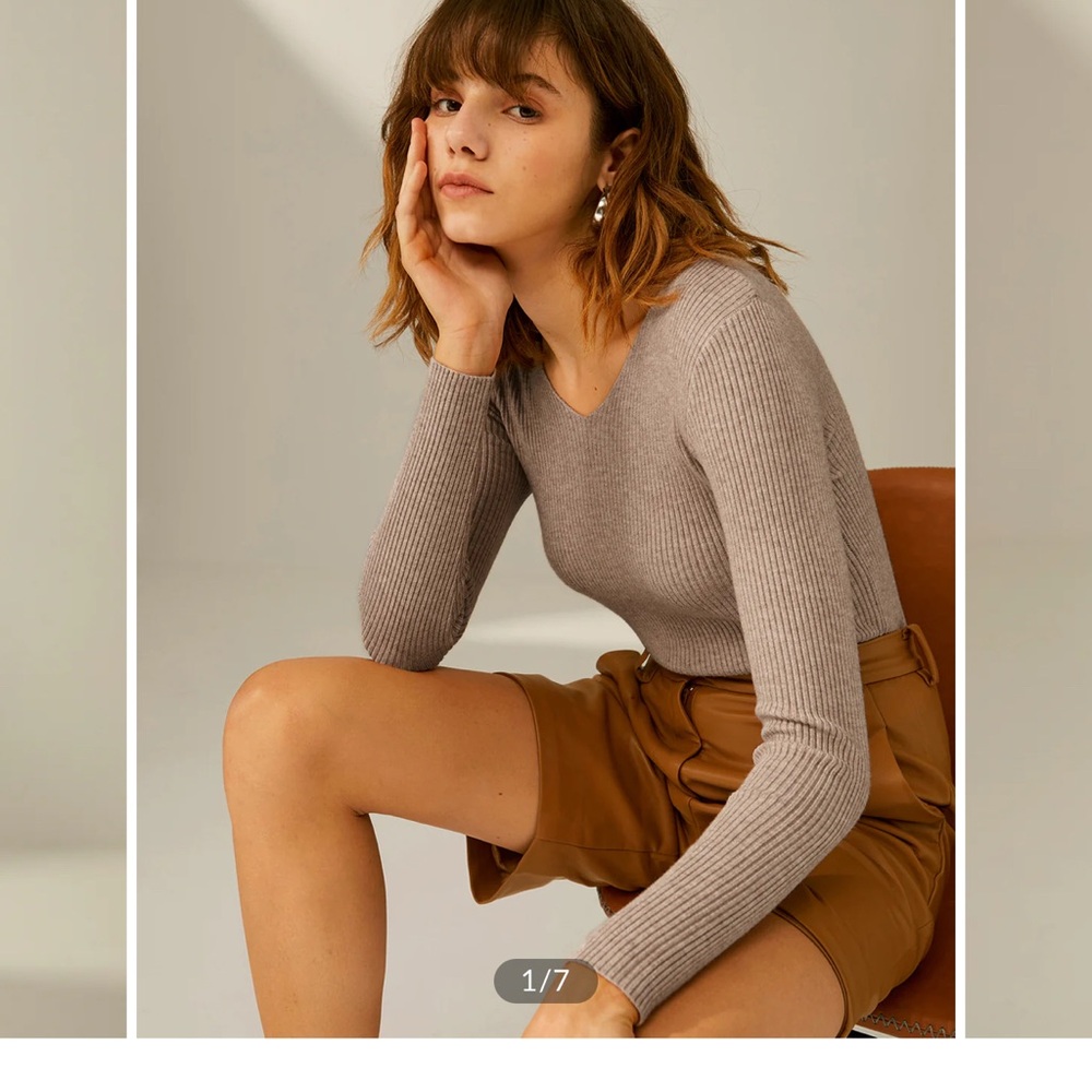 Commense Oatmeal Colored V-Neck Sweater